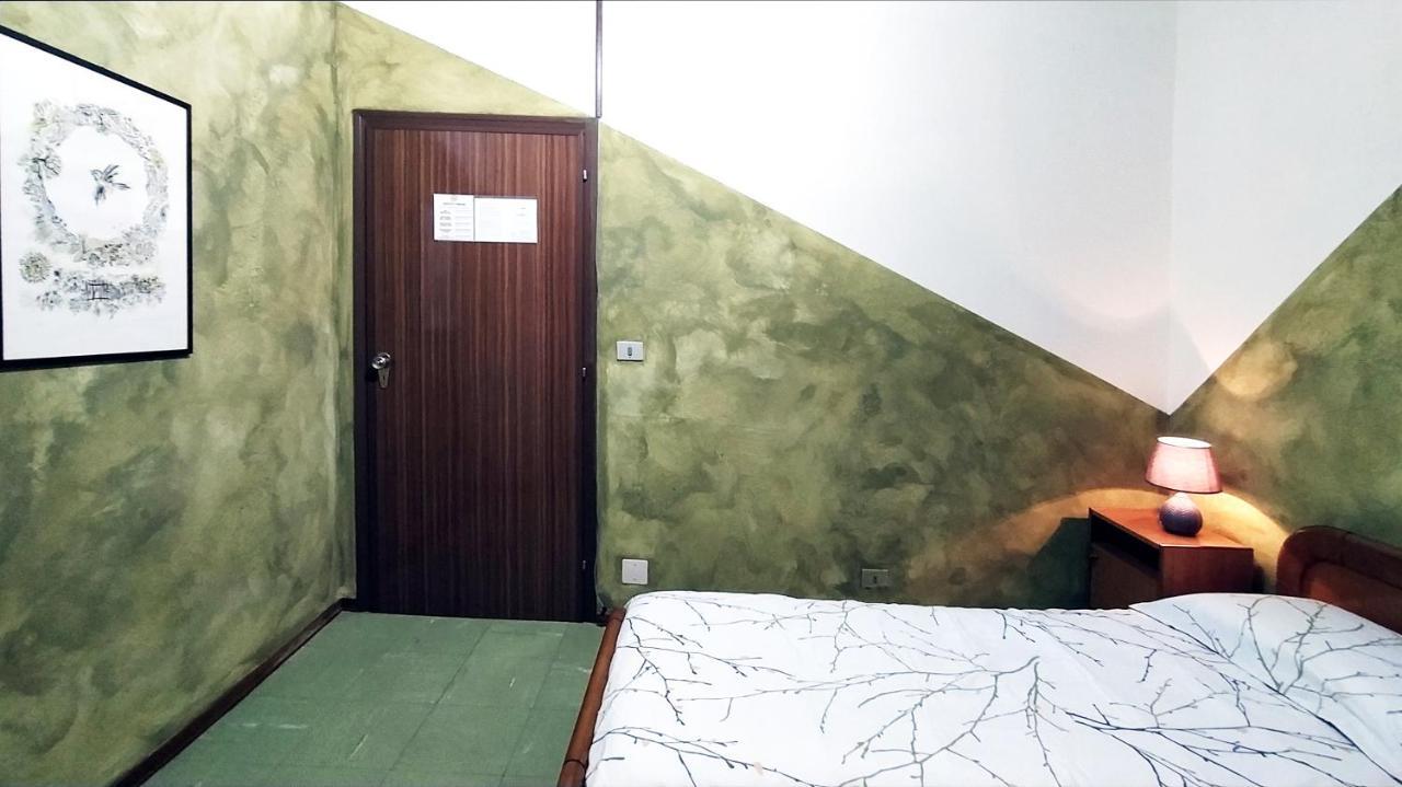 HOTEL BELLAVISTA Costiera dei Cech Morbegno Civo Exterior foto